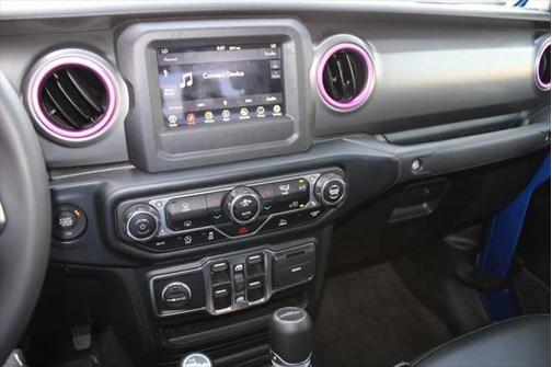 2023 Jeep Gladiator Sport