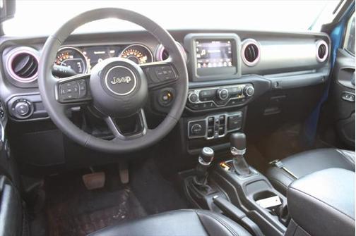 2023 Jeep Gladiator Sport
