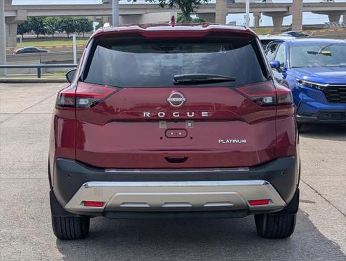 2022 Nissan Rogue Platinum