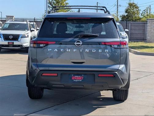 2025 Nissan Pathfinder SV FWD