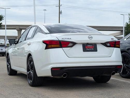 2024 Nissan Altima SR FWD