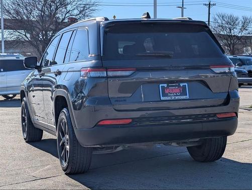 2024 Jeep Grand Cherokee Altitude