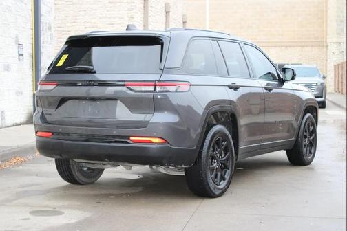 2024 Jeep Grand Cherokee Altitude