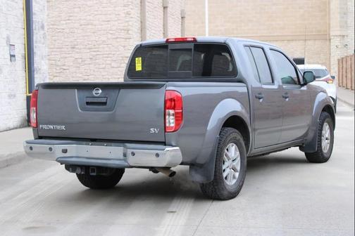 2021 Nissan Frontier SV