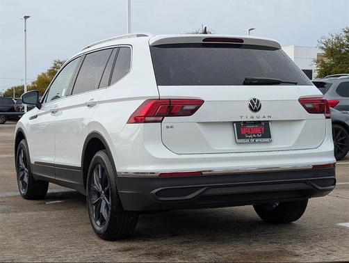 2024 Volkswagen Tiguan 2.0T SE