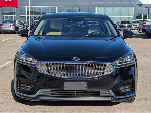 2017 Kia Cadenza Technology