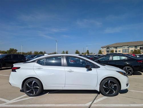 2025 Nissan Versa 1.6 S