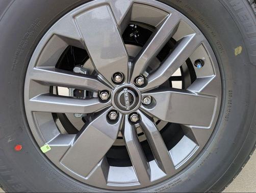 Super Black 2026 Nissan Frontier SV