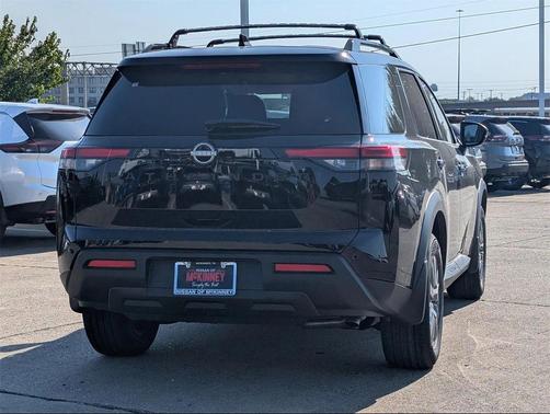 2025 Nissan Pathfinder SV FWD