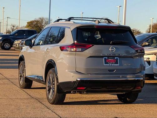 2025 Nissan Rogue Platinum