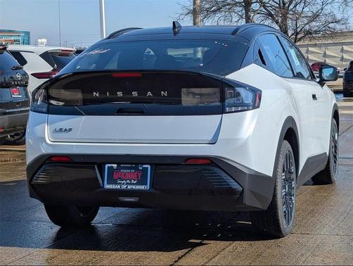 2026 Nissan Leaf PLATINUM+