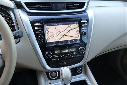 Pearl White 2018 Nissan Murano SL