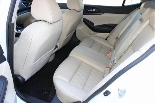 2023 Nissan Maxima 3.5 Platinum