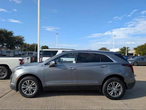 2022 Cadillac XT5 Premium Luxury