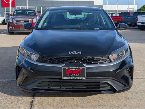 Aurora Black 2023 Kia Forte LXS