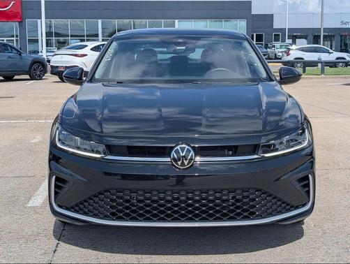 Deep Black Pearl 2025 Volkswagen Jetta 1.5T SE