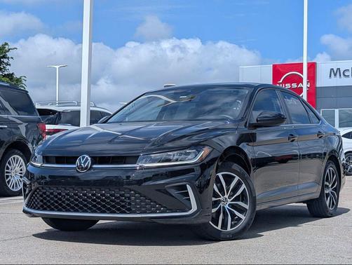 Deep Black Pearl 2025 Volkswagen Jetta 1.5T SE