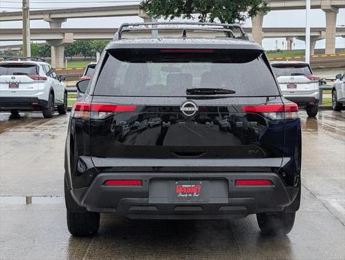 2022 Nissan Pathfinder SV 2WD