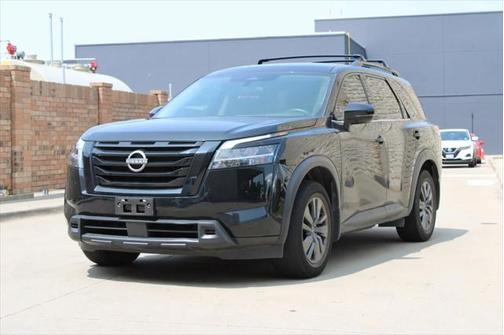 2022 Nissan Pathfinder SV 2WD