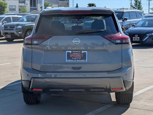 2025 Nissan Rogue SL