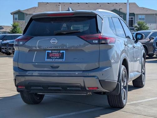 2025 Nissan Rogue SL