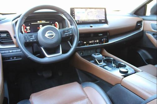 2024 Nissan Rogue Platinum