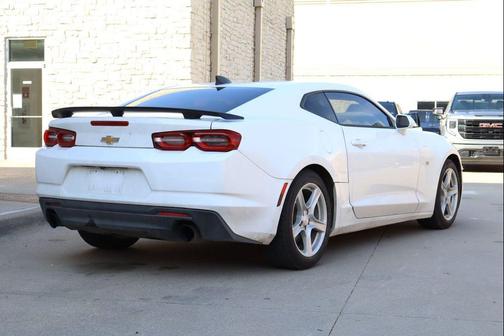 Summit White 2020 Chevrolet Camaro 1LT