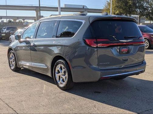 2022 Chrysler Pacifica Limited