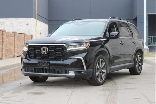 2025 Honda Pilot Touring 8-Passenger