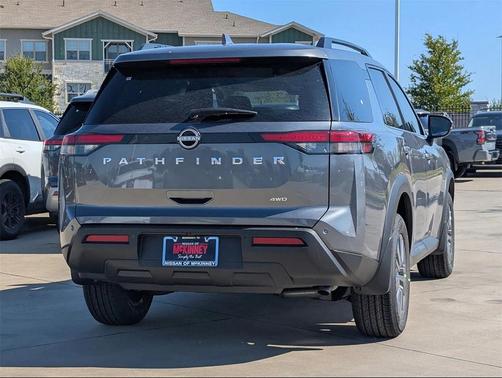 2025 Nissan Pathfinder SV 4WD