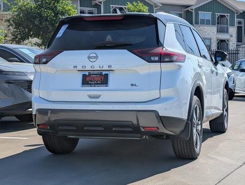 2025 Nissan Rogue SL