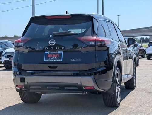 2025 Nissan Rogue SL