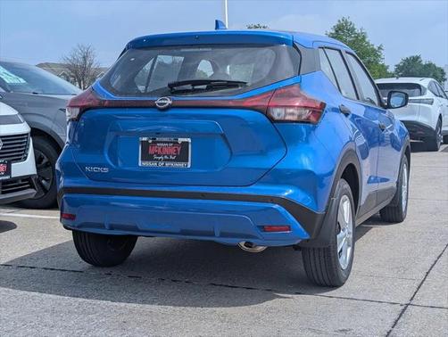 2025 Nissan Kicks S