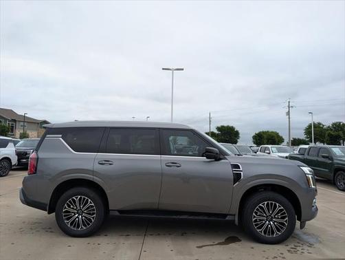 2025 Nissan Armada SL 2WD