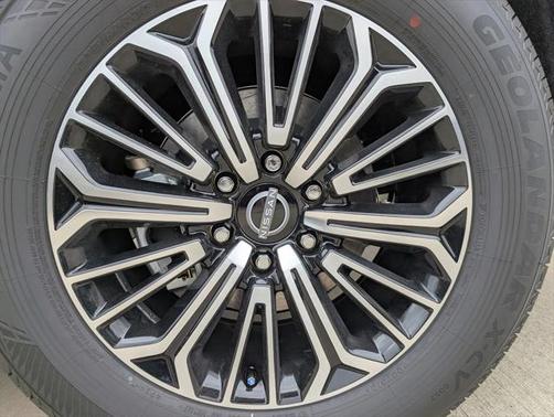 2025 Nissan Armada SL 2WD