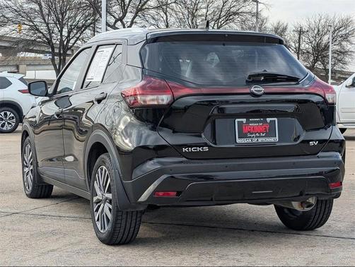 2024 Nissan Kicks SV