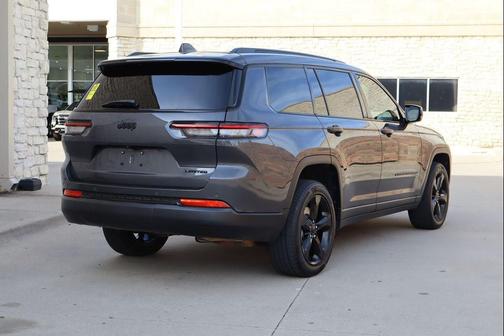 Baltic Gray Metallic Clearcoat 2024 Jeep Grand Cherokee L Limited