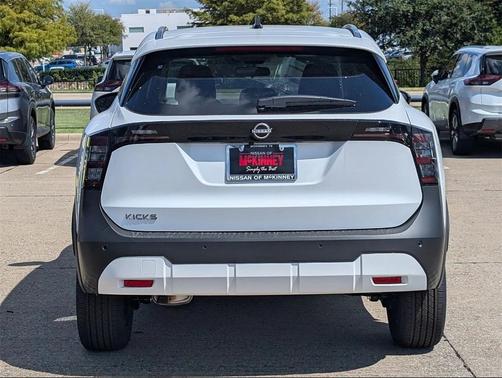 2026 Nissan Kicks SV