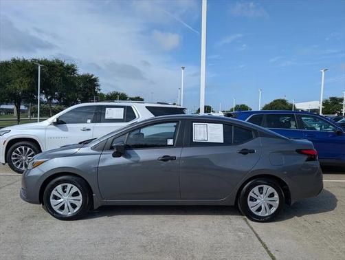 2025 Nissan Versa 1.6 S