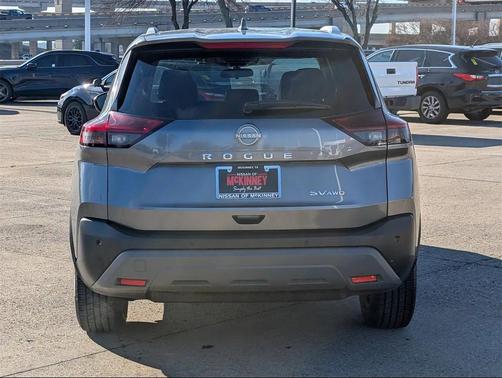 2022 Nissan Rogue SV