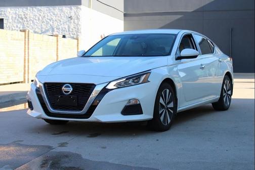 2021 Nissan Altima 2.5 SV