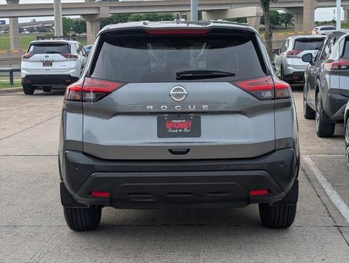 2021 Nissan Rogue S