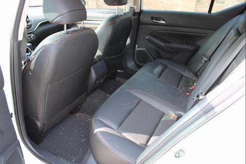 2022 Nissan Altima SR FWD