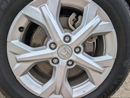 Lunar Silver 2023 Honda HR-V LX