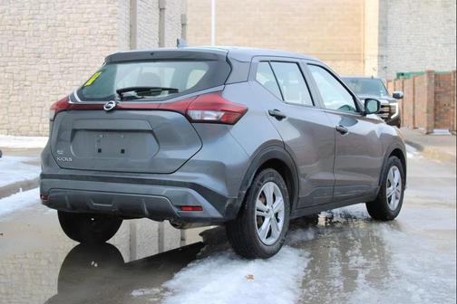 2021 Nissan Kicks S