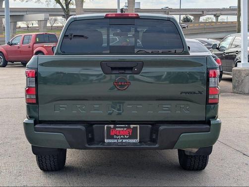 2024 Nissan Frontier PRO-X