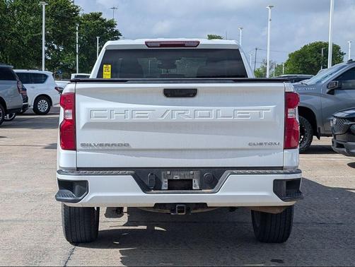 2023 Chevrolet Silverado 1500 Custom