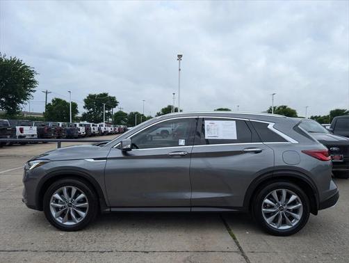 2022 INFINITI QX50 LUXE