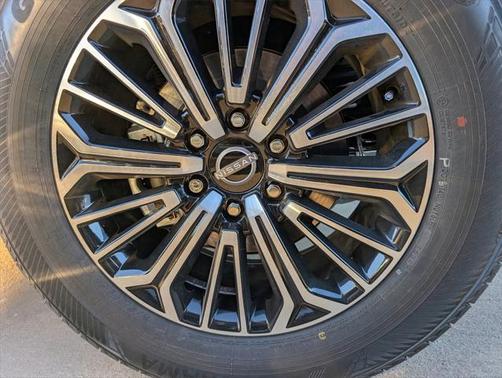 2025 Nissan Armada Platinum 4WD