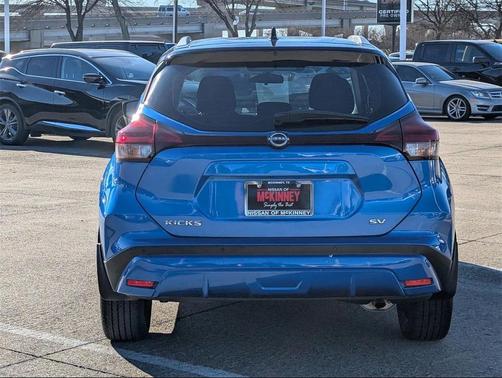 2023 Nissan Kicks SV